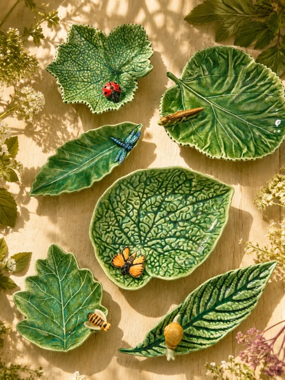 Ceramiczne talerzyki liscie.png