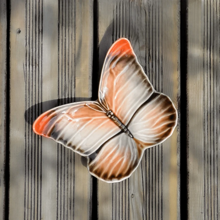 Ceramiczny talerzyk motyl 18 cm.png