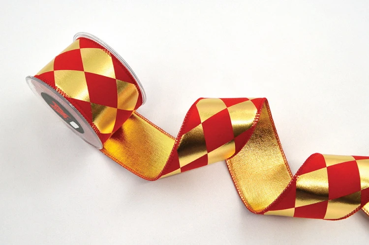 Wstążka dekoracyjna Arlecchino, czerwono-złota, 6,7 cm × 4,5 m – aranżacja