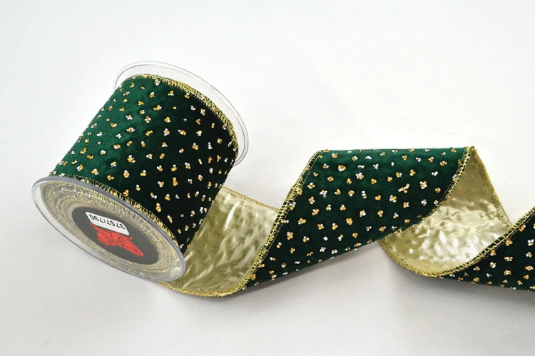 Wstążka dekoracyjna Portabella, zielono-złota, 10 cm × 4,5 m – aranżacja