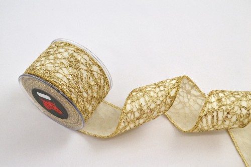 Wstążka metaliczna Maze, kość słoniowa ze złotem, 6,7 cm × 4,5 m – aranżacja