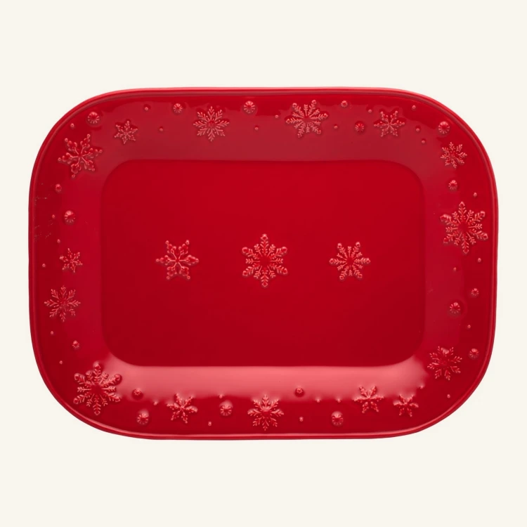 Ceramiczny czerwony półmisek prostokątny w śnieżynki 41 cm Bordallo Pinheiro Snowflakes